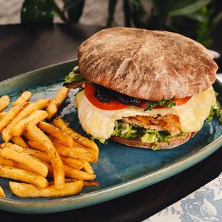 ქათმის სენდვიჩი-ფოკაჩო