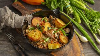 ხელნაკეთი კარტოფილი სოკოთი