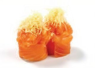 129. Gunkan salmone kataifi