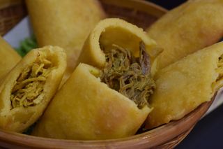 Empanadas Mechadas