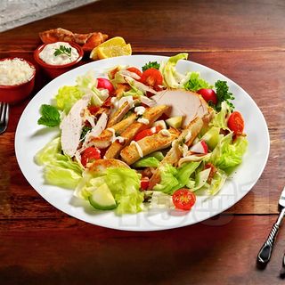 Салата Цезар (300г)