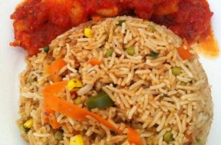 Riz Cantonais à la Tomate et aux Crevettes