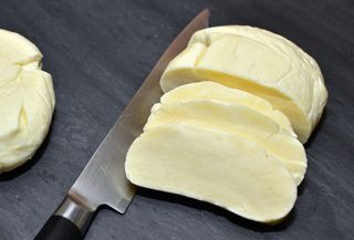 სულგუნი 100გრ