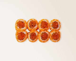 Ibiza Caviar Salmon Roll (8 Uds.)