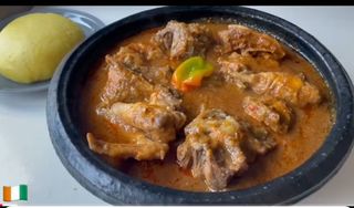 Sauce Gnangnan 1/4 De Pondeuse + Accompagnement