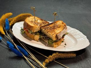 Сендвіч з баклажаном місо