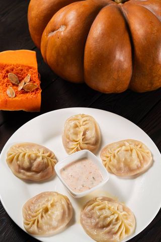 Манты с тыквой (1 пор.)