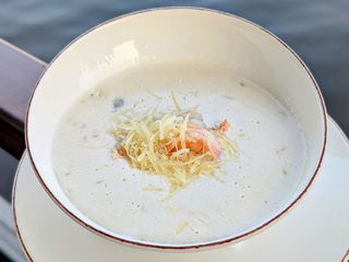 Сирно-вершковий суп з креветками та мідіями (350g)