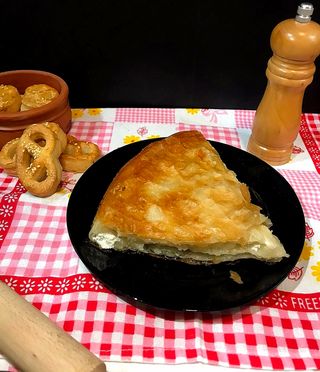 Burek sa sirom 1/4kg