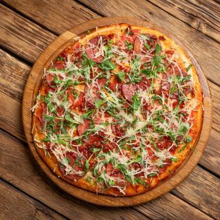 Піца Пепероні з в'яленими томатами та шпинатом (400г)