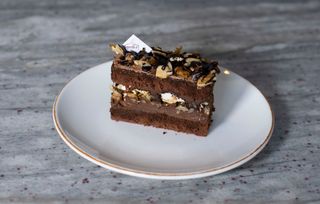 ნიგვზის ტორტი