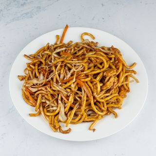 101. Pirjani rezanci s piletinom