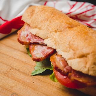 Dimljena slanina sa topljenim sirom