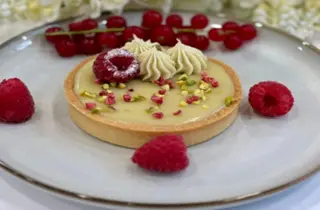 Tarta cu fistic si zmeura