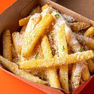 Cartofi Prăjiți cu Parmezan  350Gr