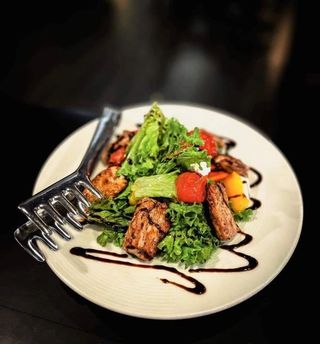 სტეიკ სალათი