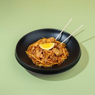 ფად თაი ქათმით