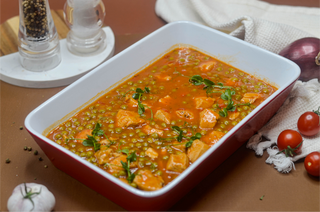 Oala cu pui cu mazare 1400gr