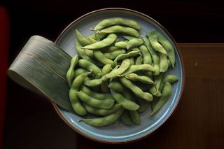 Edamame sa morskom solju