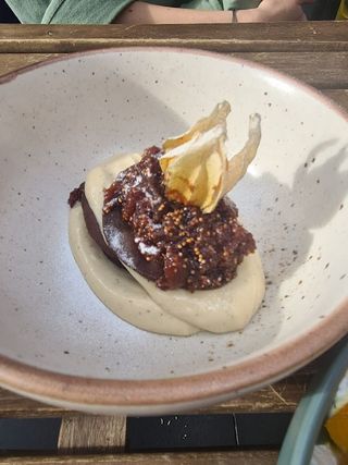 Karamelizovane smokve u vanila sosu