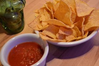 Tostaditos y Salsa 