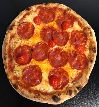 Pizza Salami Ø 24cm