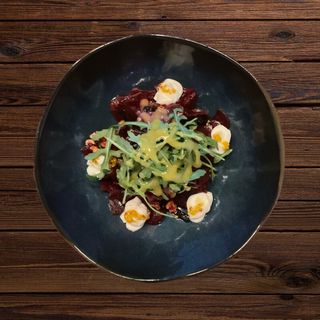 Салат з буряка та в"яленим чорносливом (300г)