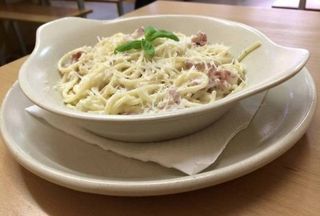 Esparguete à Carbonara