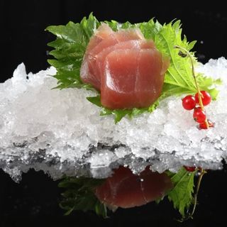 M2 Sashimi tonno - 4 pezzi