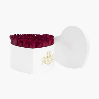 12 Rosas Rojas en Caja de Corazon  blanco elegante