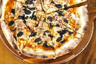 Pizza 4 Saisons Thon