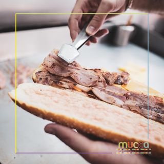 Bocadillo De Bacon Con Huevo