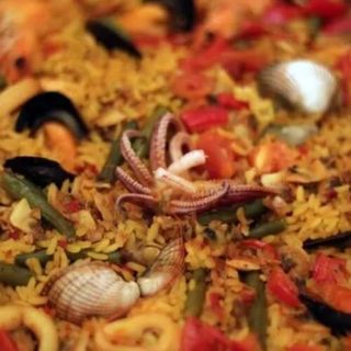 Paella de marisco (ración) 
