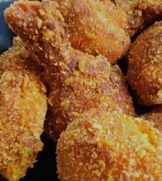 Menú Alitas De Pollo (8 Uds.)