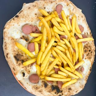 Pizza Salchipapas (33 x 33 Cm.)