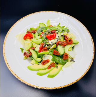 Веган салата с авокадо (350г)