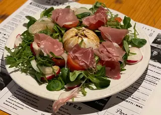 Ensalada De Burrata