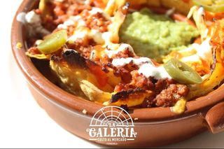 El Santo Nacho Queso Con Ternera