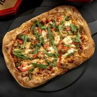 რომაული პიცა ქათამი პესტოს სოუსით 20/30