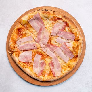 8. Pizza Vesuvio 35cm