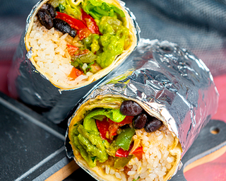 Burrito vegan verduras y guacamole