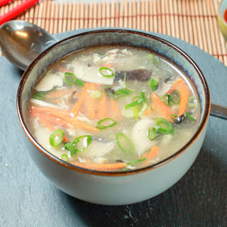 SUPA DE PUI CU CIUPERCI 400 GR