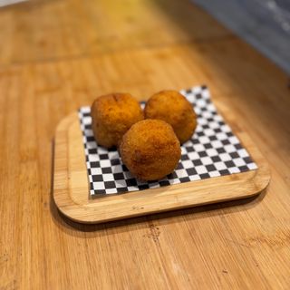 ARANCINO COTTO E MOZZ