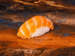Nigiri łosoś