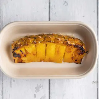 PIÑA AL RON