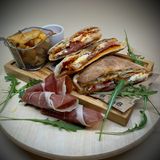 Njeguški sendvič 350g