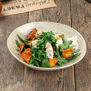 Салат с хрустящими баклажанами