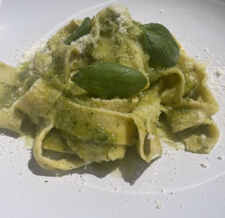 Fettuccine Fresche Fatte A Mano Con Pesto Alla Genovese