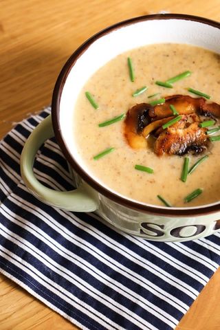 Supa crema de ciuperci