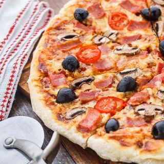 PIZZA STROMBOLI (26cm.)